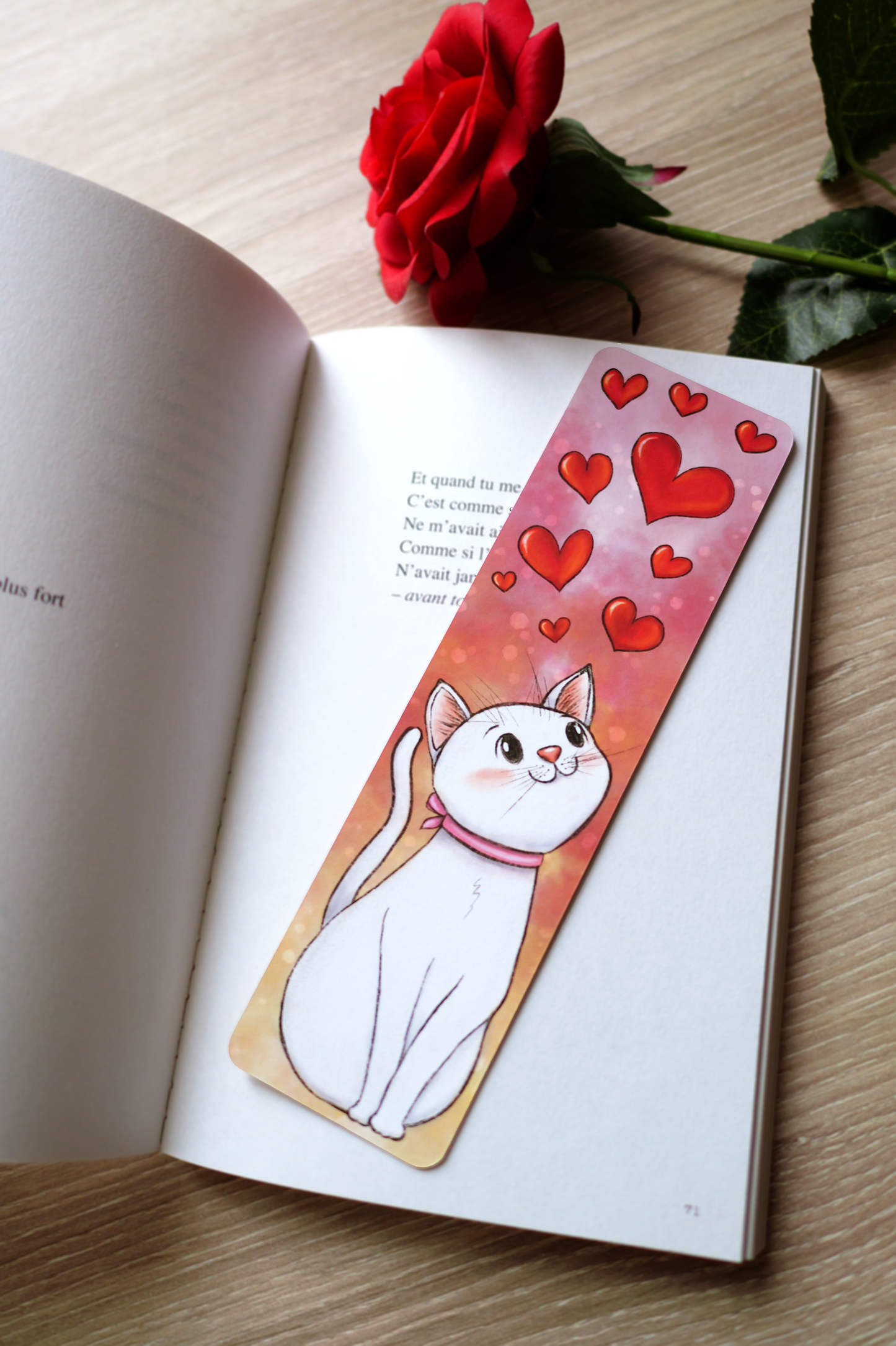 Marque-page chat coeurs
