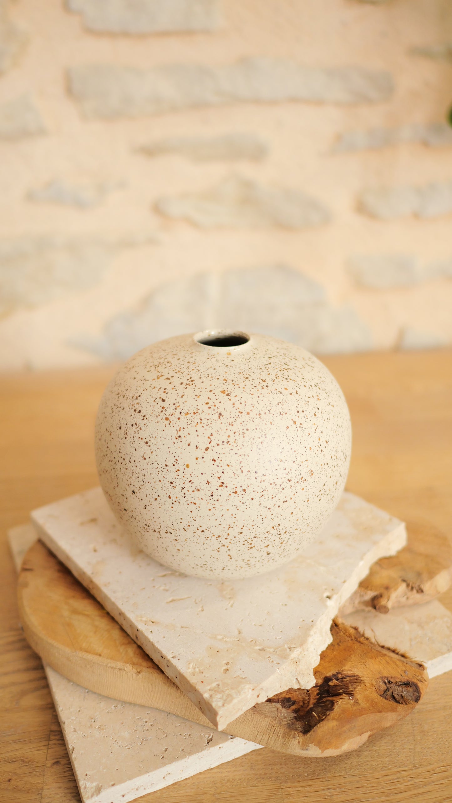 Vase pyrité boule