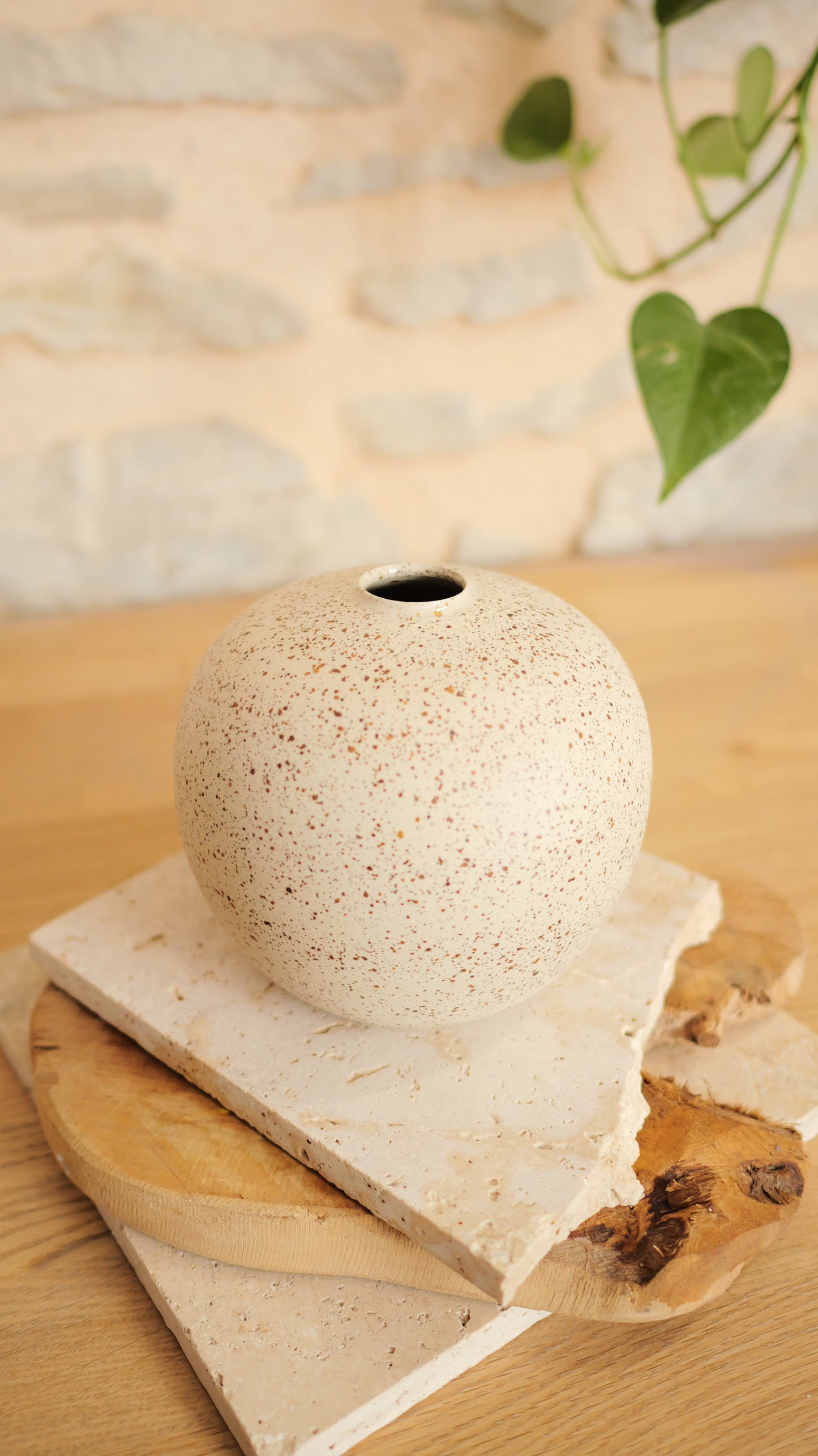 Vase pyrité boule