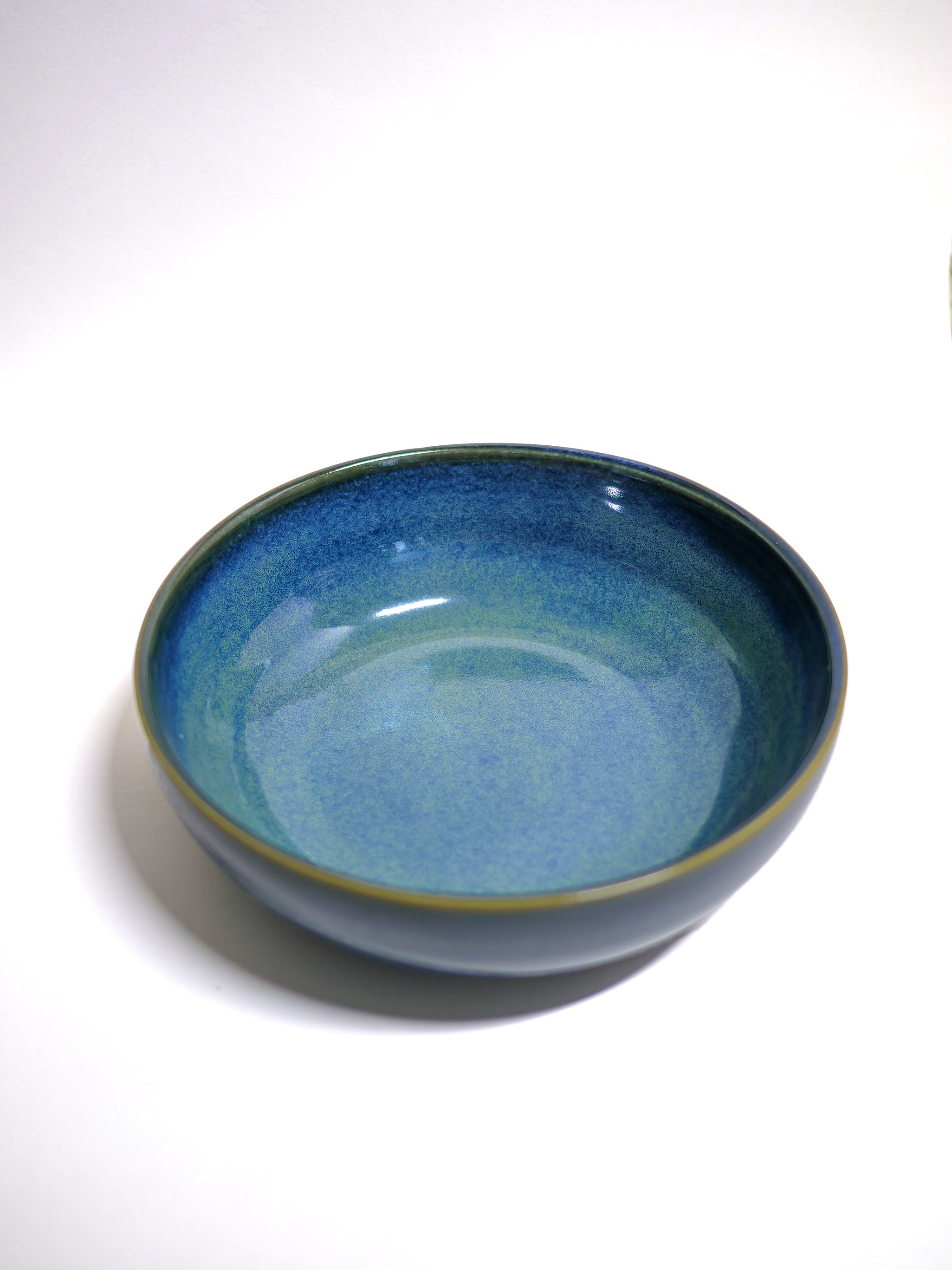 Assiette creuse bleu