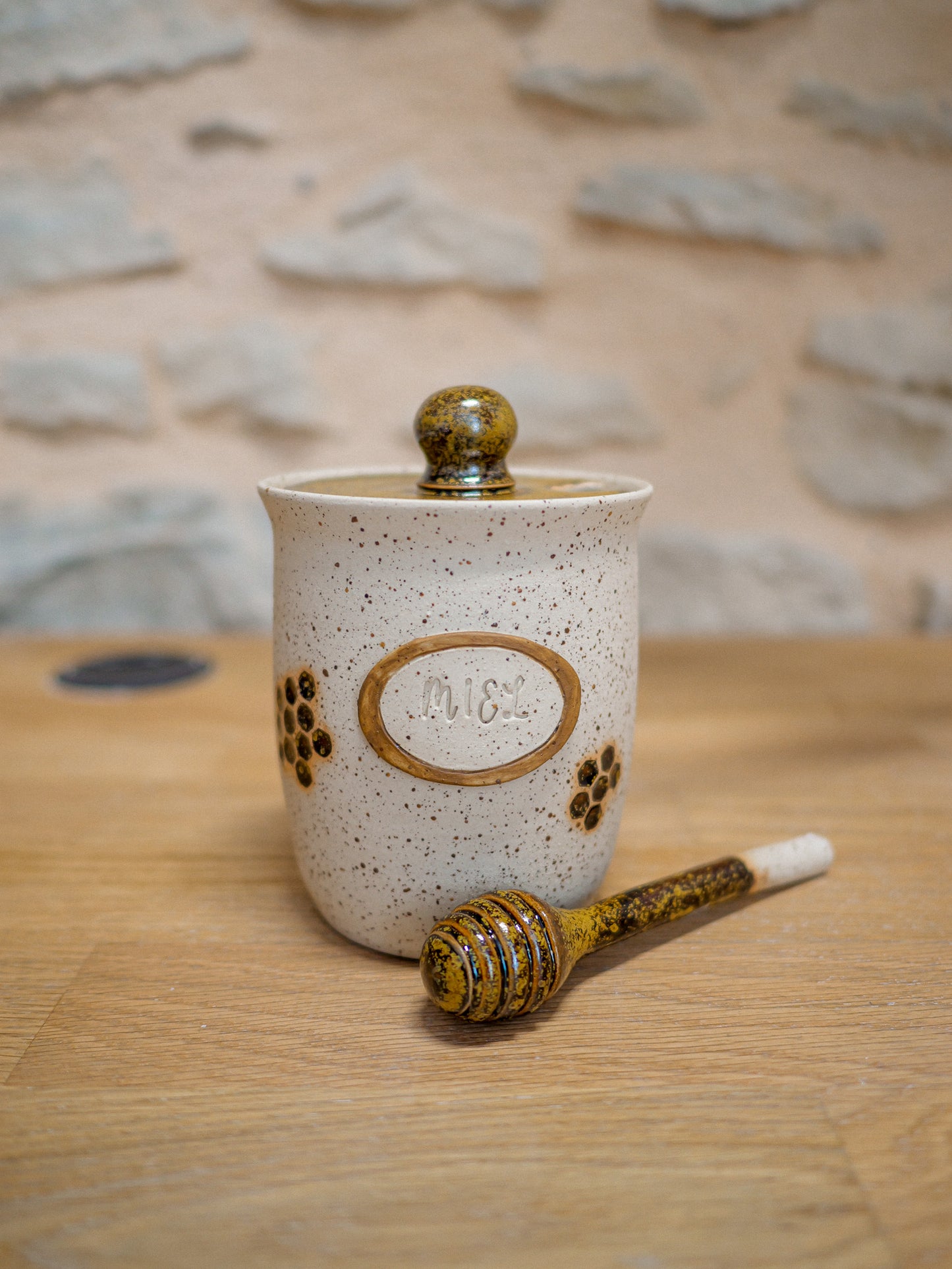 Pot à miel avec cuillère à miel