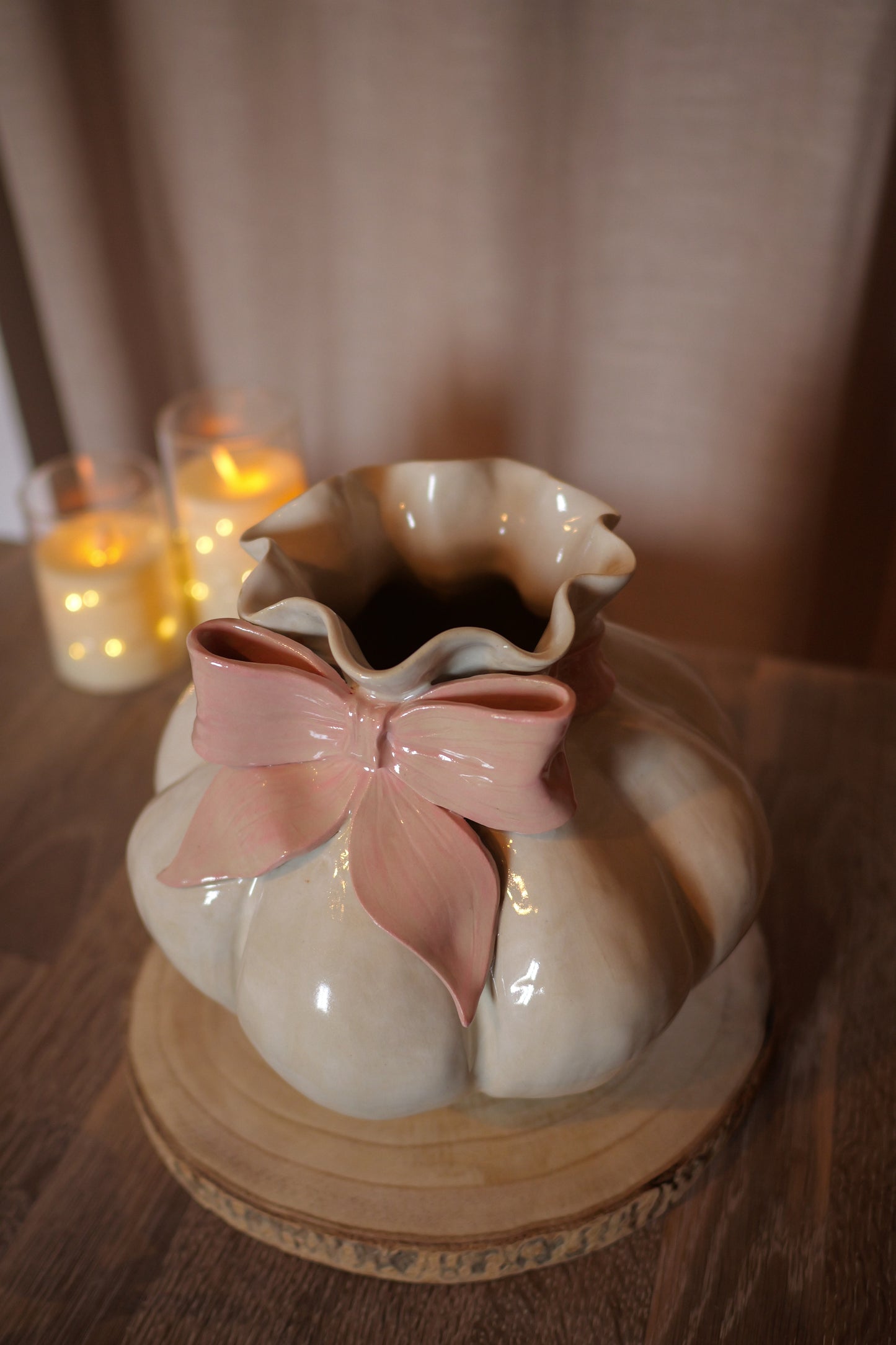 Claytober - Vase nœud rose