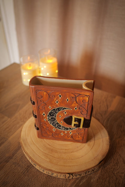 Claytober - Vase grimoire