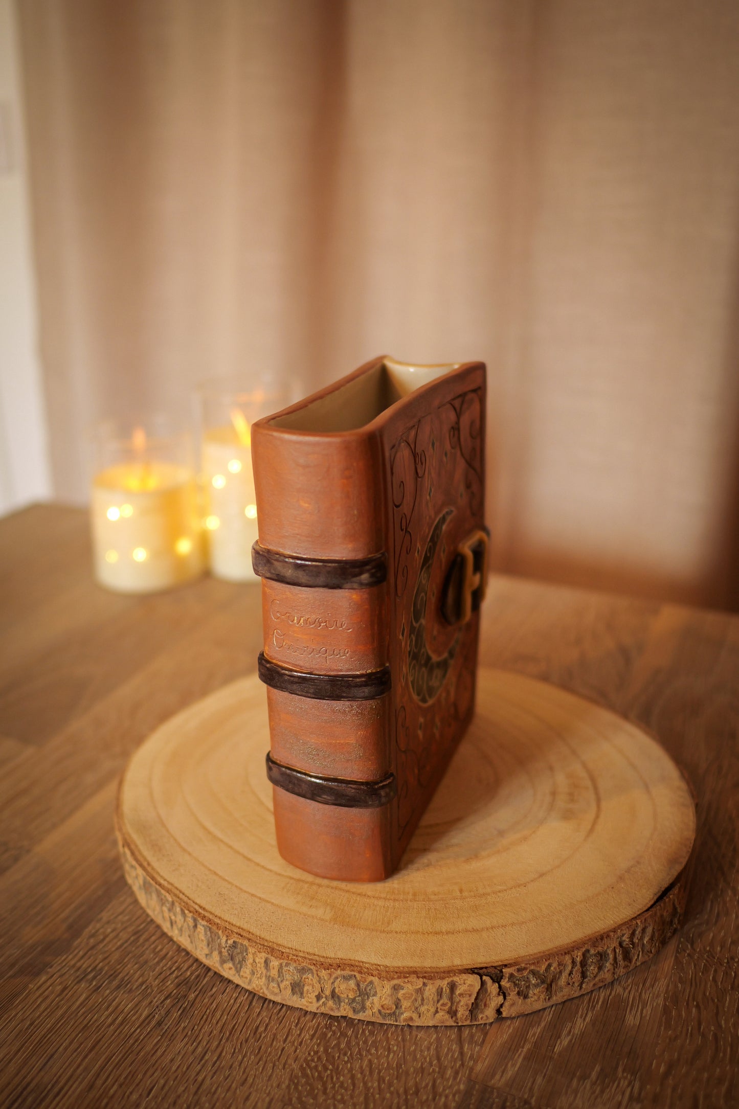 Claytober - Vase grimoire