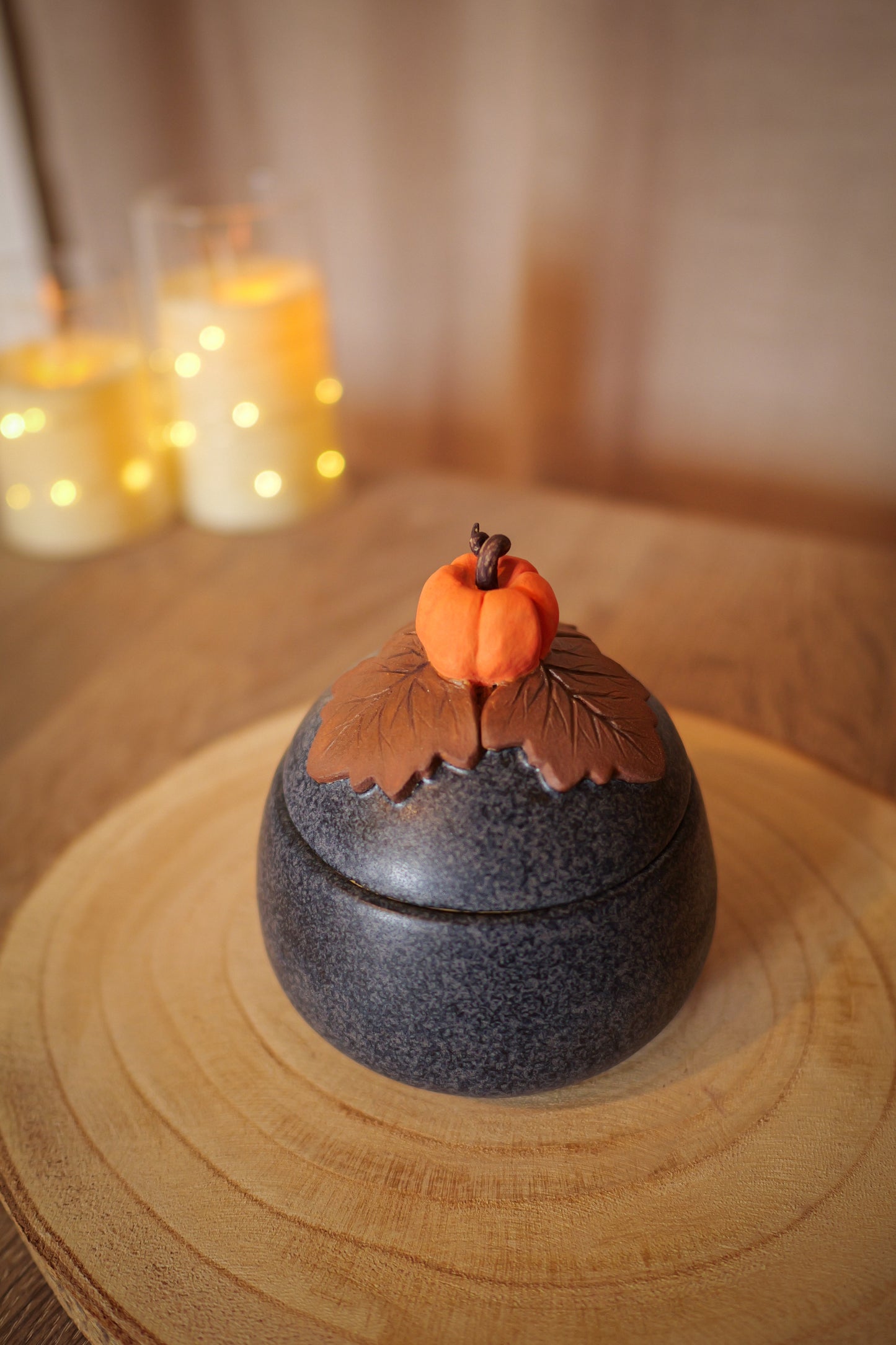 Claytober - Boite citrouille bleu